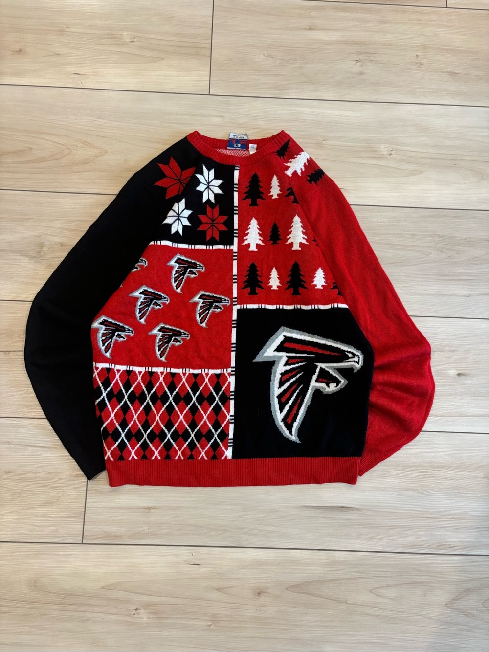 Atlanta Falcons NFL patchwork Christmas Men’s black and red sweater retro